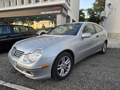 Mercedes-Benz C 230 230 Kompressor (203 740)