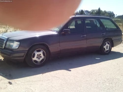 Mercedes-Benz E 250 ligeiro passageiros