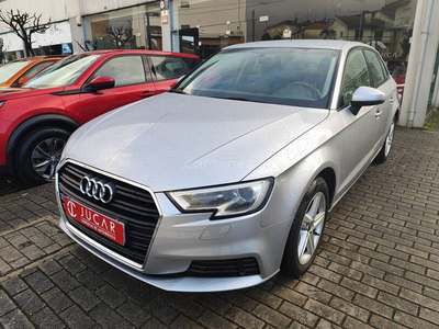 Audi A3 1.6 TDI S tronic