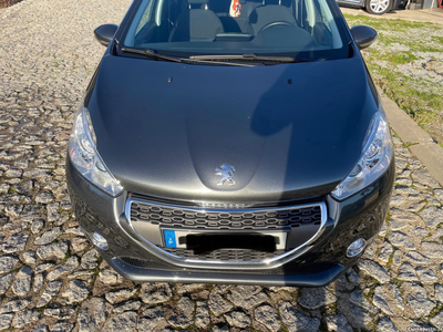 Peugeot 208 1.4hdi