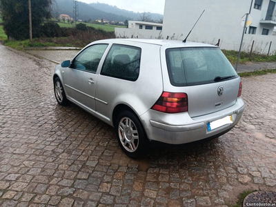 VW Golf 1.4 16V Bom Estado Desportivo