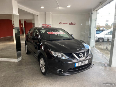 Nissan Qashqai 1.5 DCI -100 MIL KMs