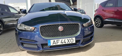 Jaguar XE Pure