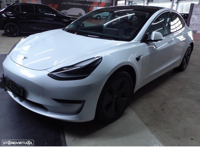 Tesla Model 3 Long-Range Dual Motor AWD