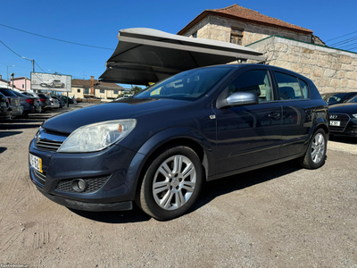 Opel Astra 1.7 CDTi Cosmo