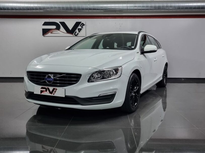 Volvo V60 2.4 D6 Momentum AWD Phev