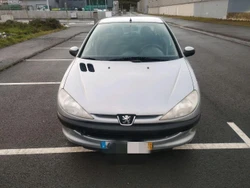 Peugeot 206 1.1