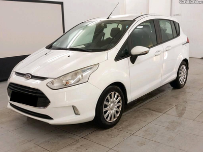 Ford B-Max 1.0 EcoBoost Titanium