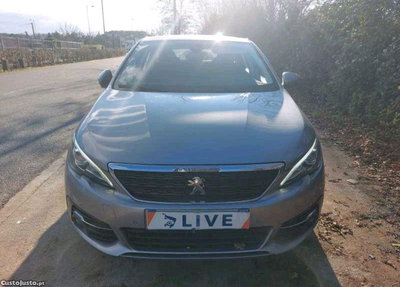 Peugeot 308 active business 1.2 131cv