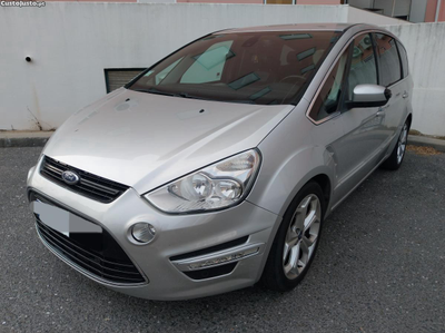 Ford S-Max Titanum