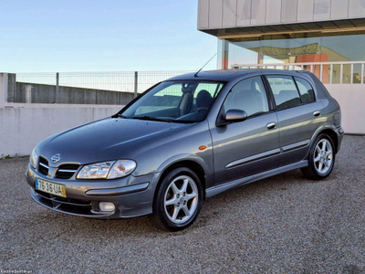 Nissan Almera 1.5i (A/C)