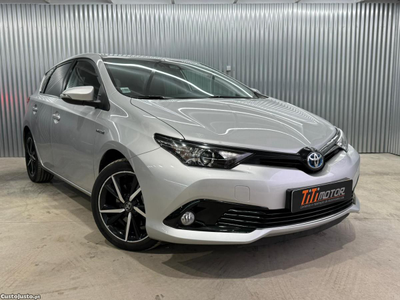 Toyota Auris 1.8 HSD Comfort+P.Sport