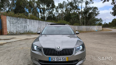 Skoda Superb 2.0 TDI Style DSG de 2016