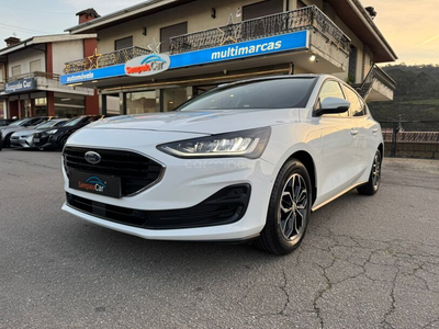 Ford Focus 1.0 EcoBoost MHEV Connected Design