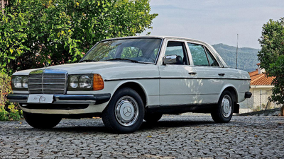 Mercedes-Benz 300 D