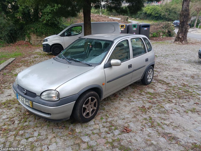 Opel Corsa 1200