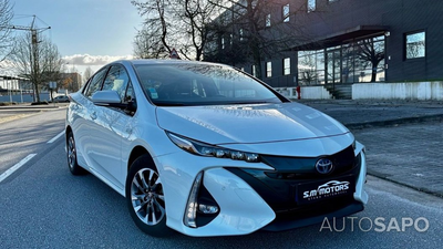 Toyota Prius 1.8 Plug-In Luxury+Pele de 2018