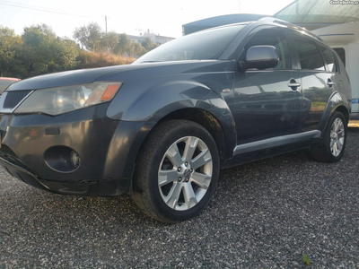 Mitsubishi Outlander 2.0DID 4X4 7L