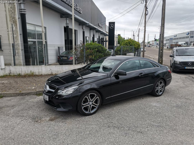 Mercedes-Benz E 220 E coupe 220 CDi BlueEfficiency 7G-Tronic