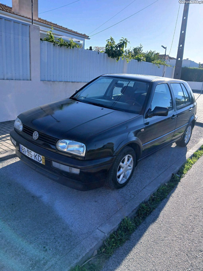 VW Golf ligeiro de passageiros tdi