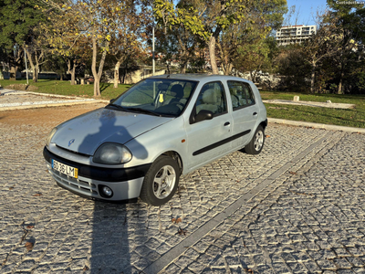 Renault Clio 1200