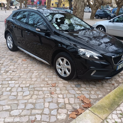 Volvo V40 Cross Country 2.0 D3