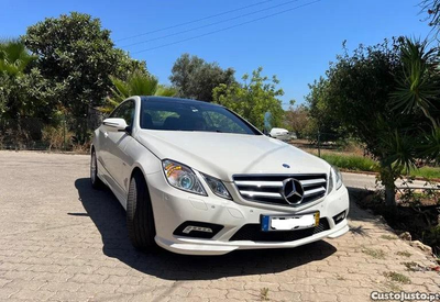 Mercedes-Benz E 250 coupé