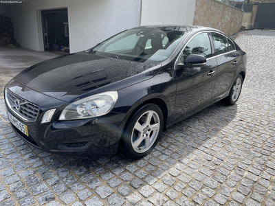 Volvo S60 Drive-D2