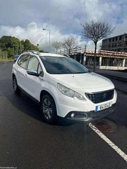 Peugeot 2008 (APENAS 64mil kms)