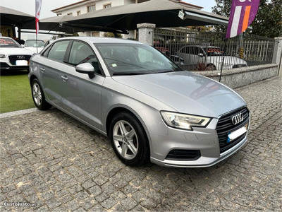 Audi A3 1.6 TDI - Limousine- Nacional