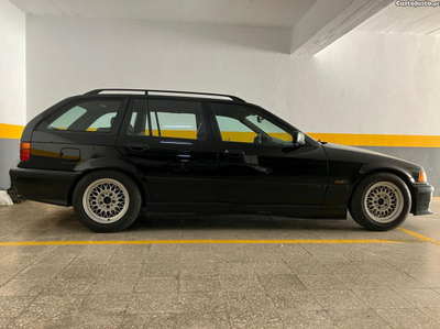 BMW 320 320/8i Touring Nacional