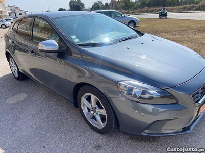 Volvo V40 1.6 D2