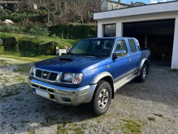 Nissan Navara 2.5 TD