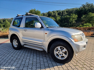 Mitsubishi Pajero 3.2 DI-D GLS ABS+CA