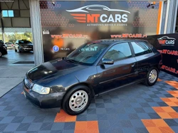 Audi A3 1.6 ambiente Auto