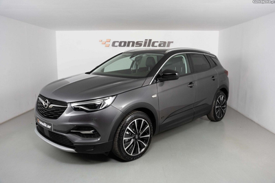 Opel Grandland X 1.6 T PHEV Design & Tech