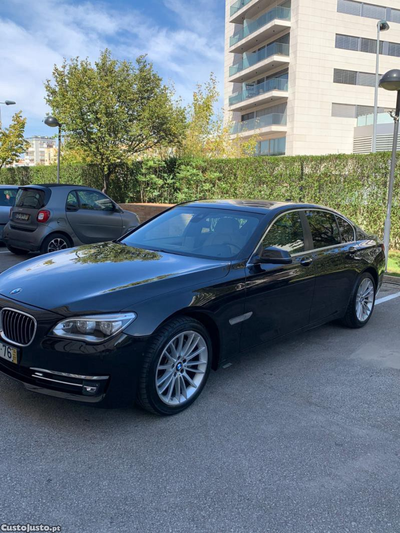 BMW 730 BMW F01 7 Series 730d