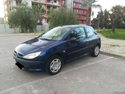 Peugeot 206 1.1 "Colour Line"