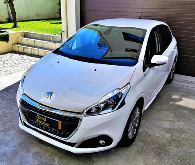 Peugeot 208 1.2 Pure Tech Style