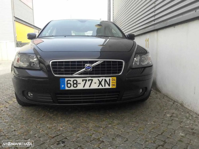 Volvo S40