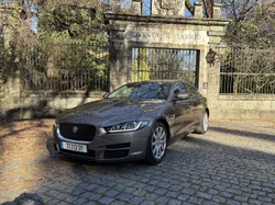 Jaguar XE 2.0 D 180cv