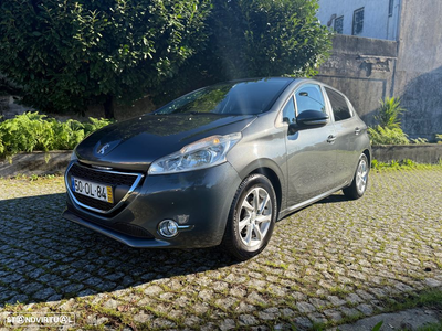 Peugeot 208 1.2 VTi Active