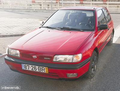 Nissan Sunny Hatchback 1.4 SLX