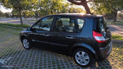 Renault Scénic AUTOMÁTICO- 1.6i 16v (Gasolina)