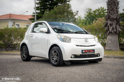 Toyota iQ 1.0 VVT-i 2 EP