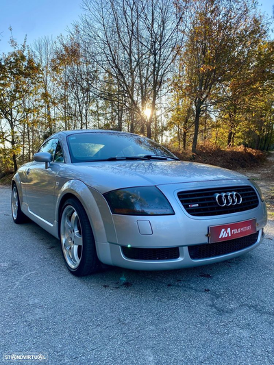 Audi TT Coupé 1.8 T S-line