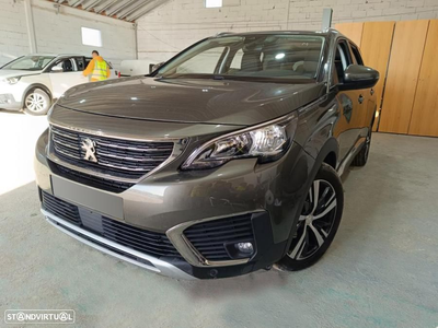 Peugeot 5008 1.5 BlueHDi Allure EAT8