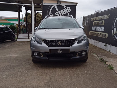 Peugeot 2008 1.2 PureTech Style