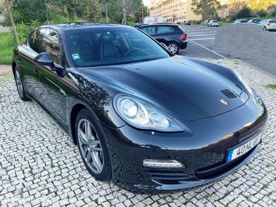 Porsche Panamera Platinum Edition