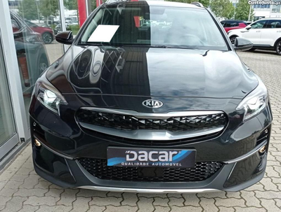 Kia XCeed 1.6 GDI PHEV eMOTION (AUTO)